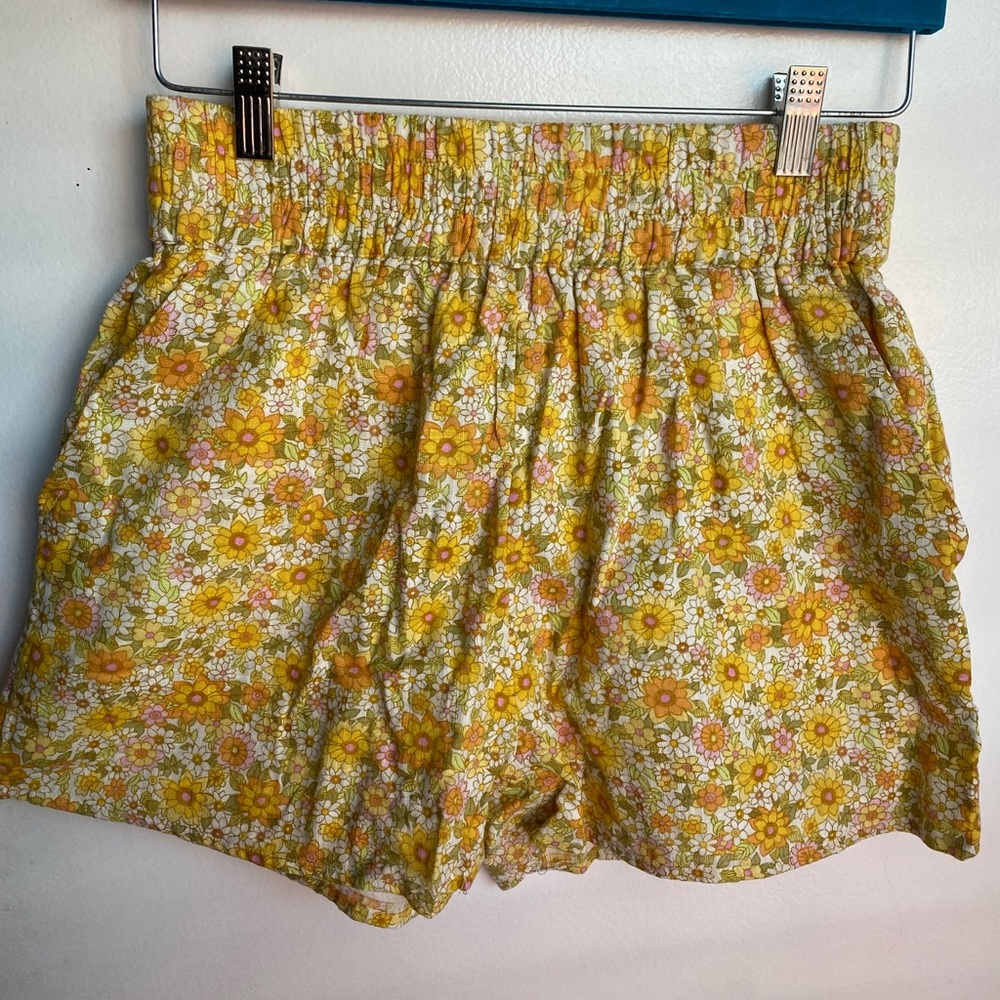 Billabong Yellow Floral Women's Shorts